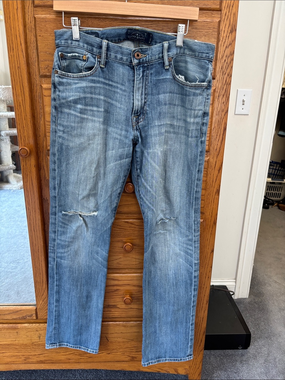 Vintage Lucky Brand Blue Distressed Jeans